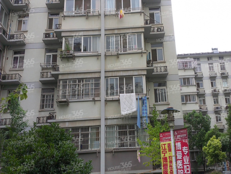 岔路口南站旁 金竹花园正规三房 南北通透 中间楼层采光好